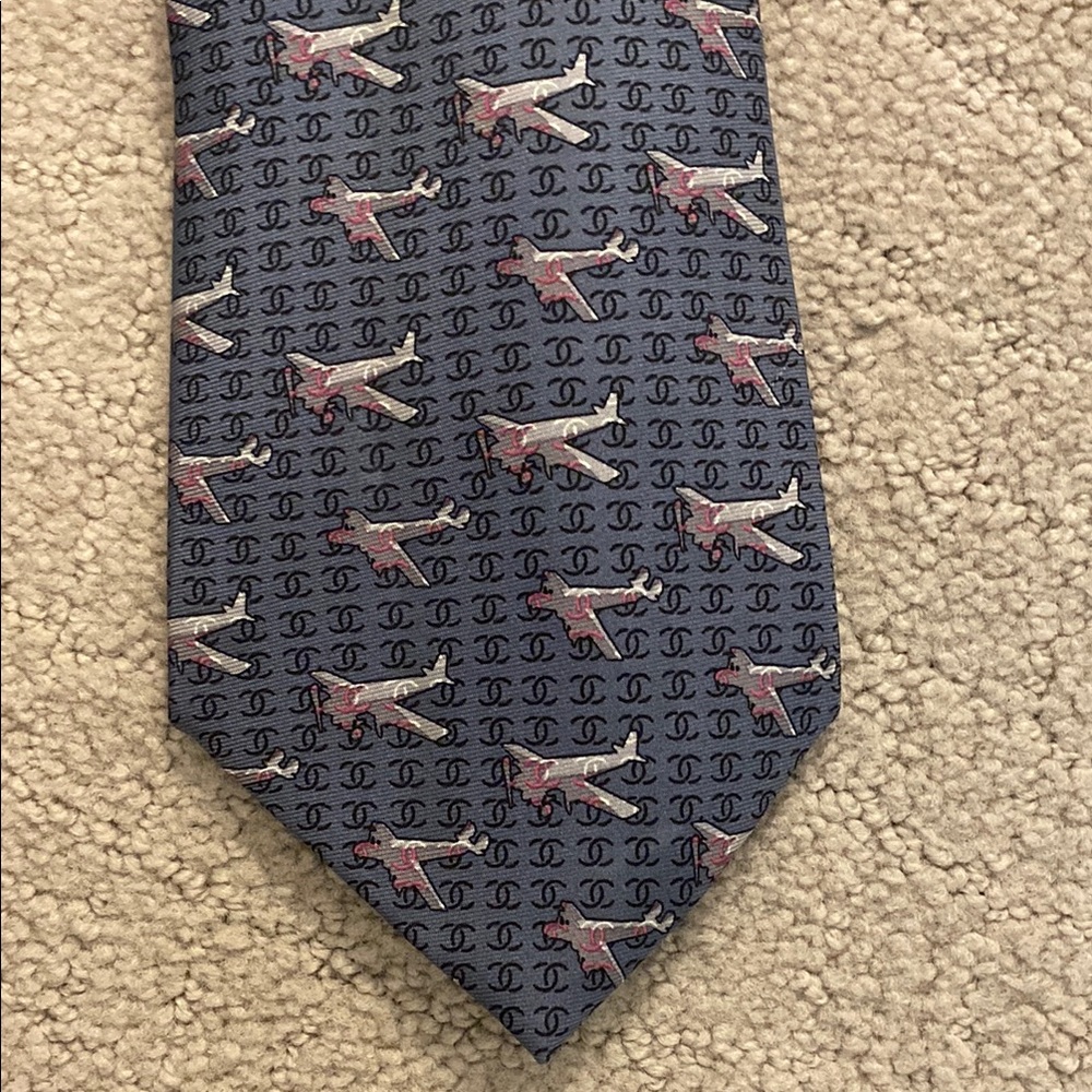 Chanel Men's Blue and Pink Patterned Tie - Picture 2 of 8